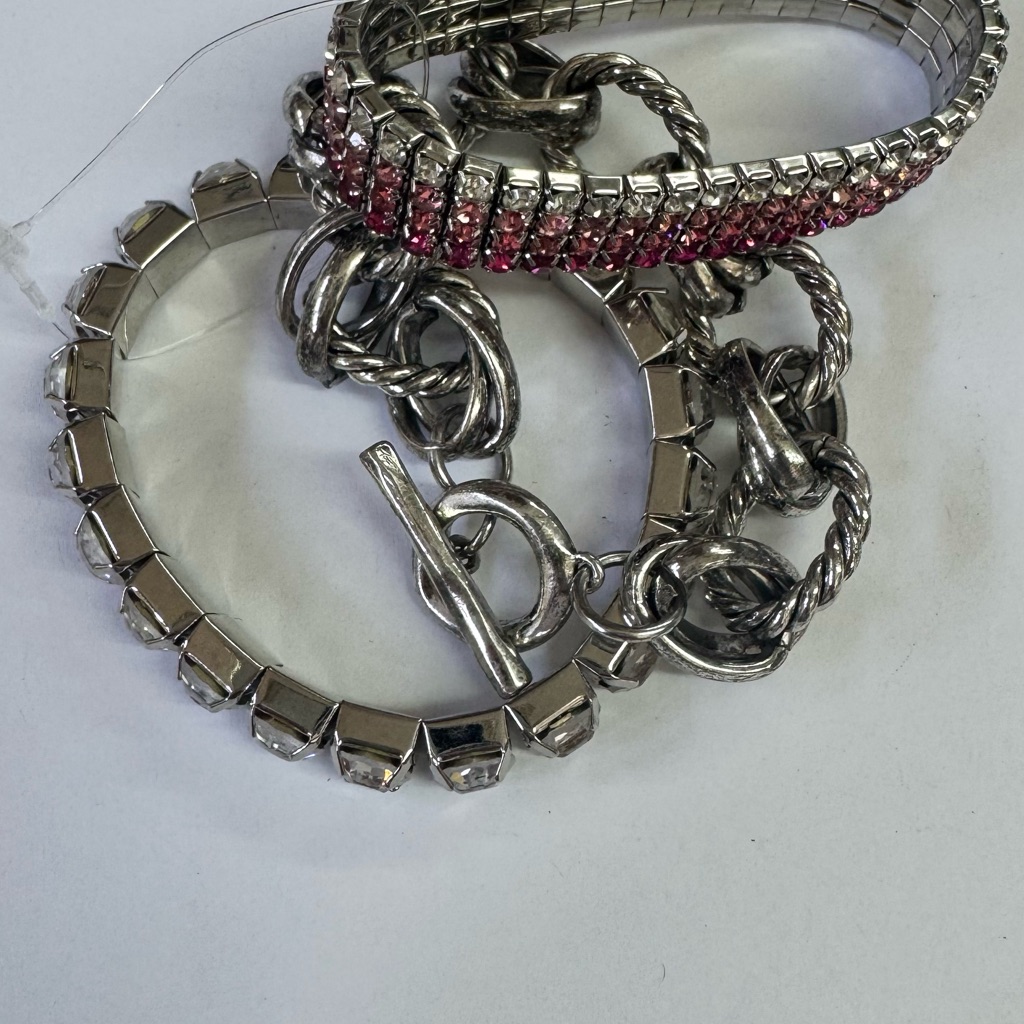 Idyllwind Silver And Pink Bracelet Set 21$